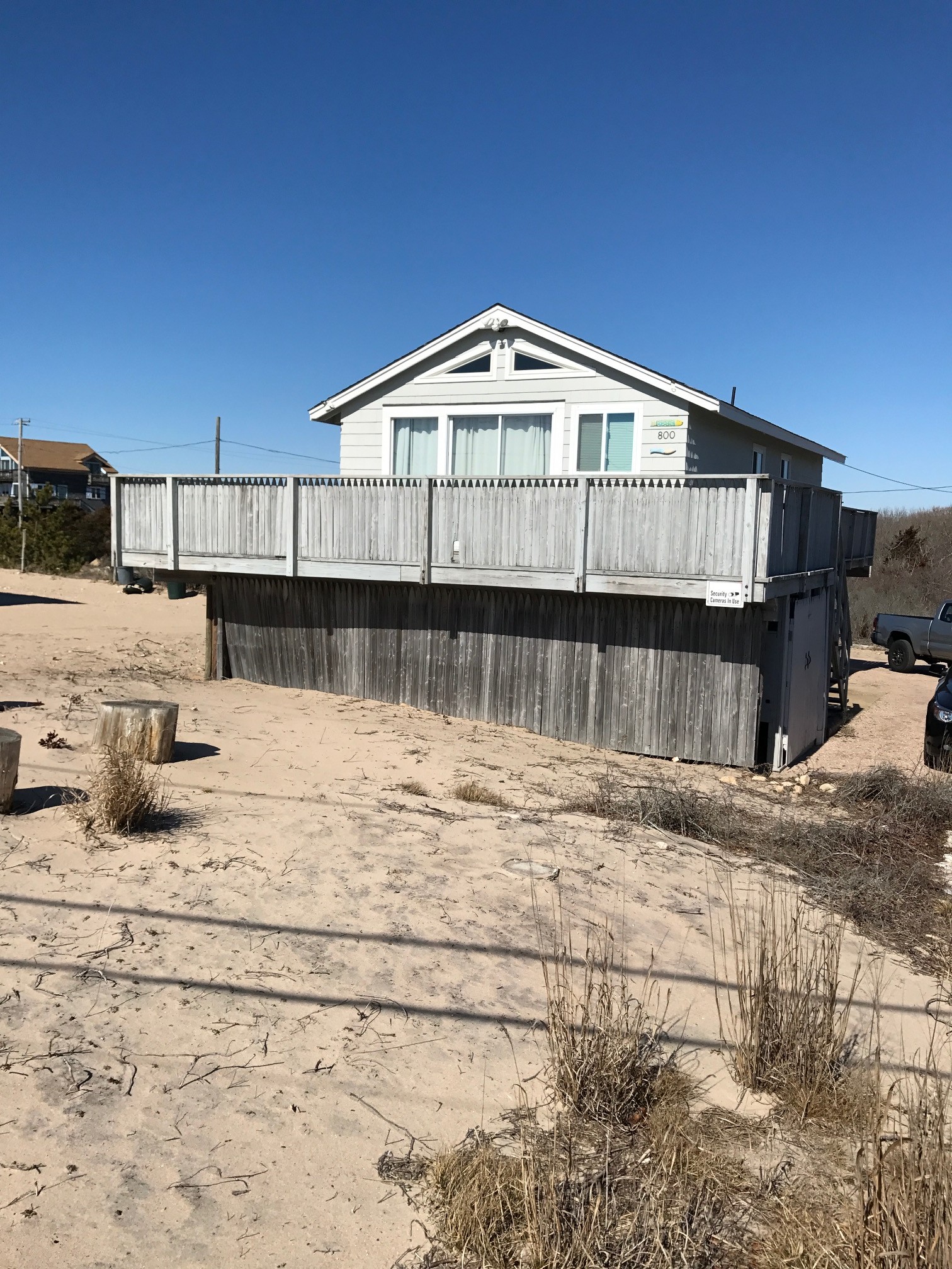 PESCE – across from the beach – Adorable 2 bedroom cottage